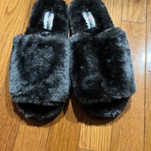 Anthropologie Minnetonka Slides